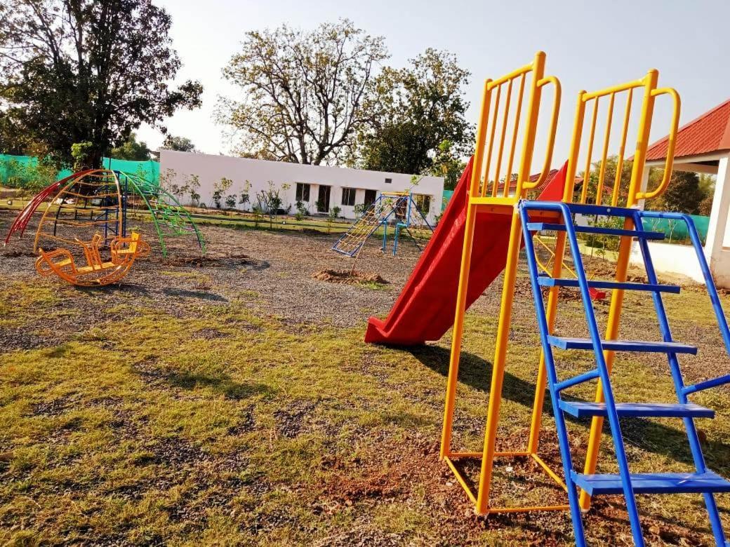 The Infinity Pench Resort Khawāsa Dış mekan fotoğraf