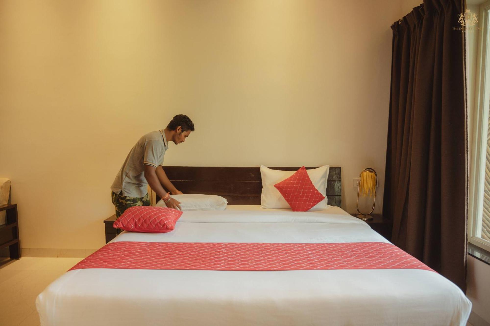 The Infinity Pench Resort Khawāsa Dış mekan fotoğraf